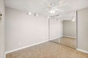 S Braeswood Blvd 56-028.jpg