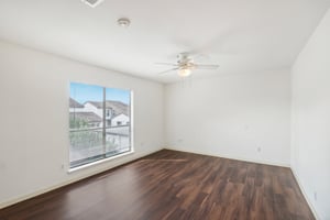 S Braeswood Blvd 56-037.jpg