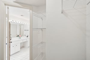 S Braeswood Blvd 56-042.jpg