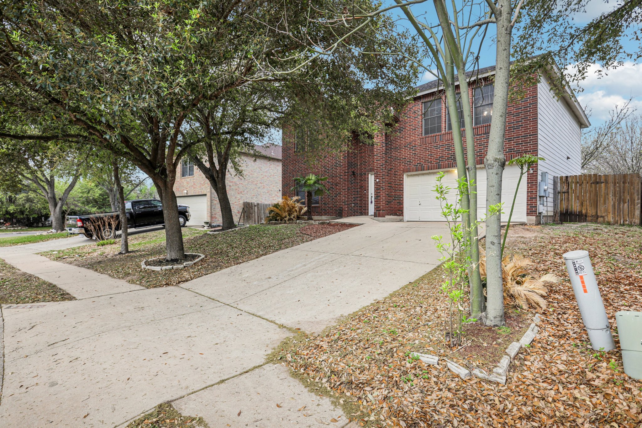 Marble Ridge Dr-S2403-003.jpg