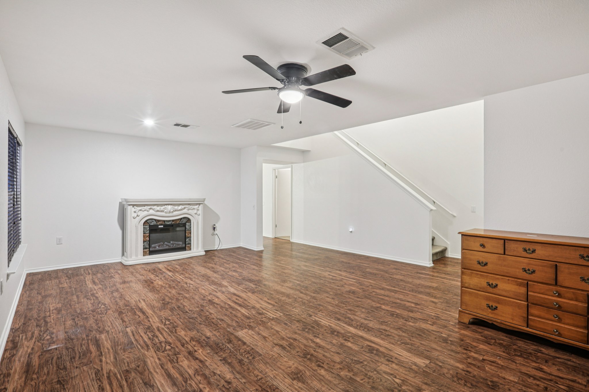 Marble Ridge Dr-S2403-009.jpg