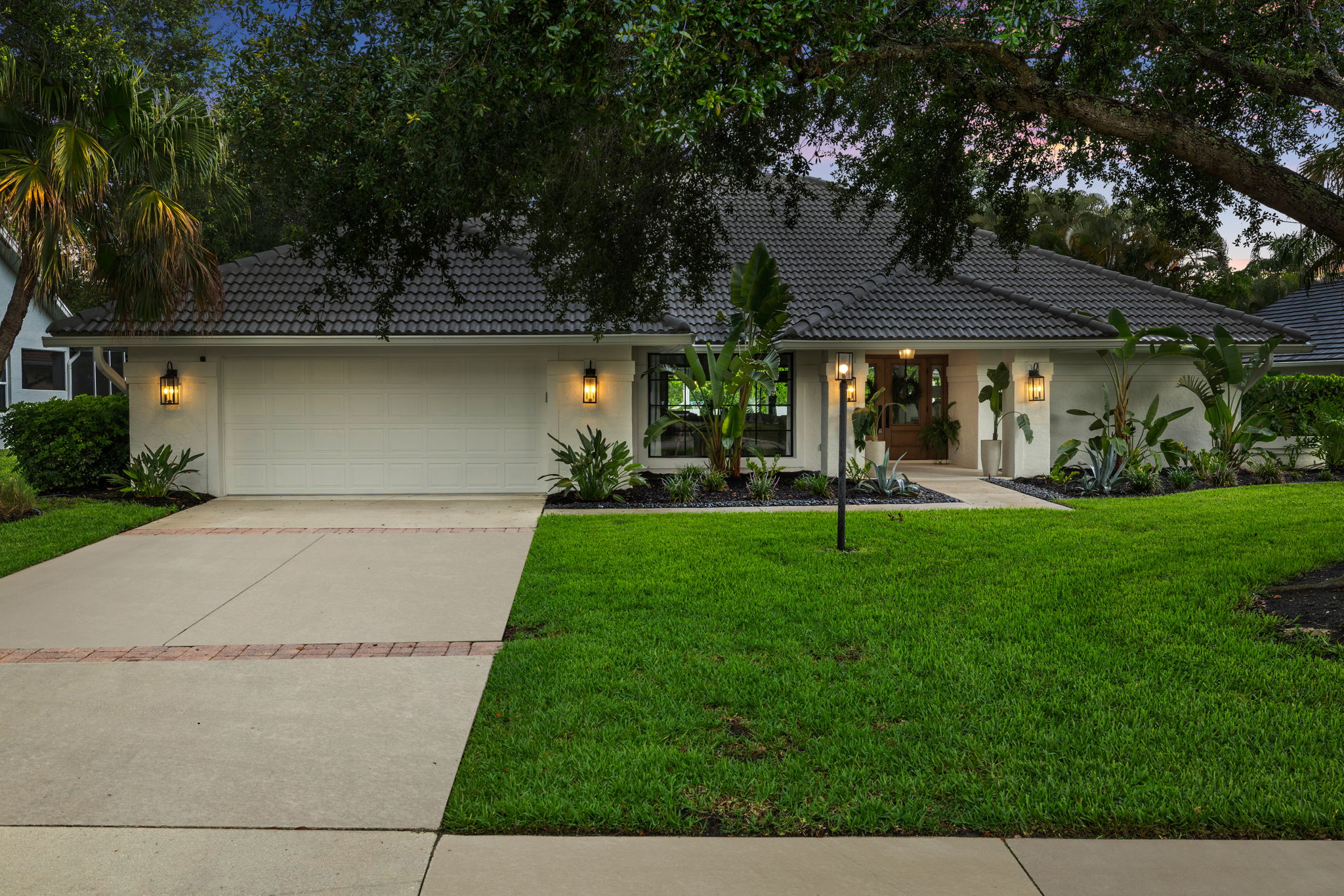 Front Exterior 1 - r