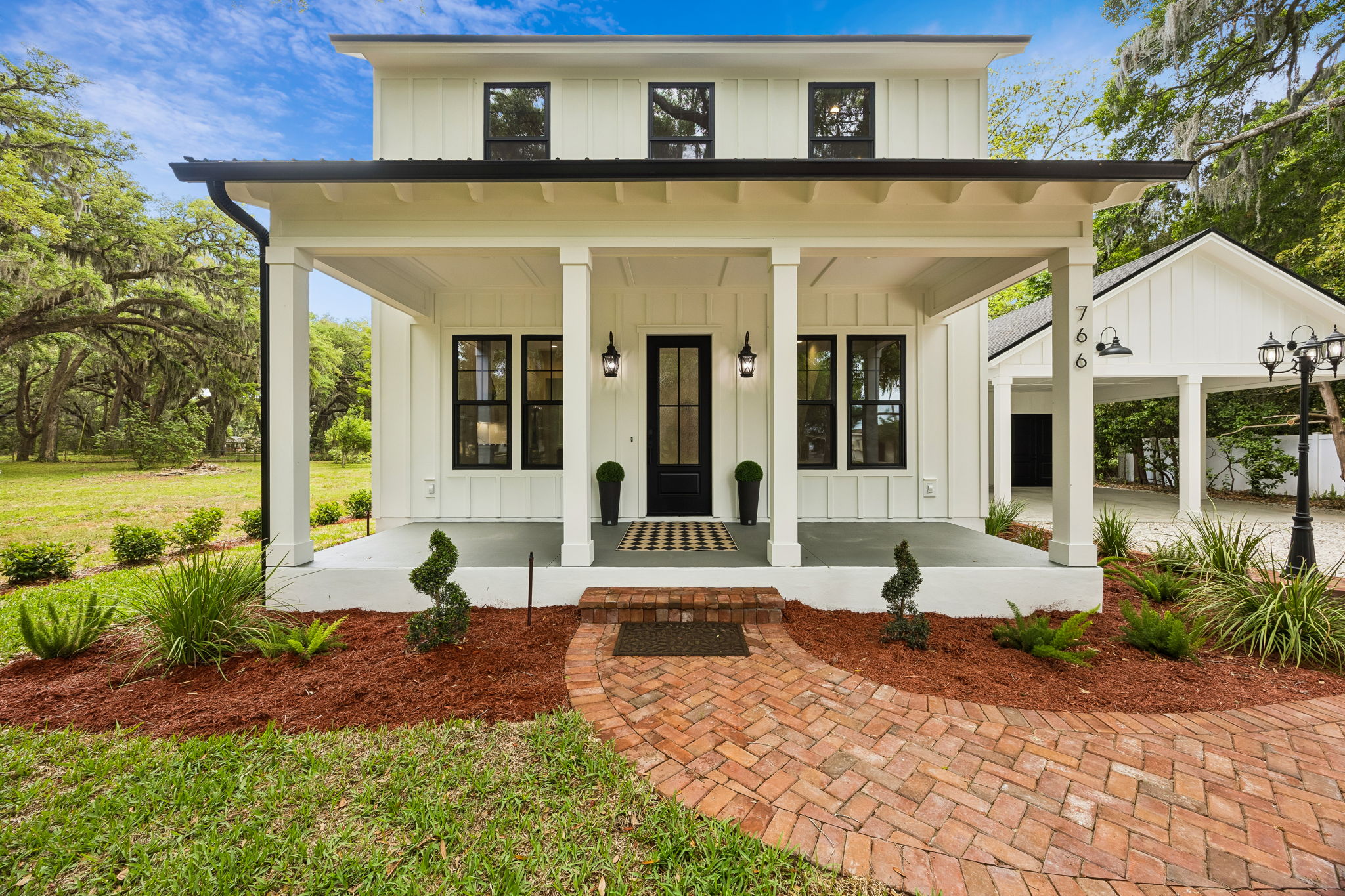 Front Entry Detail