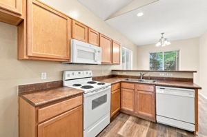 Kitchen 4