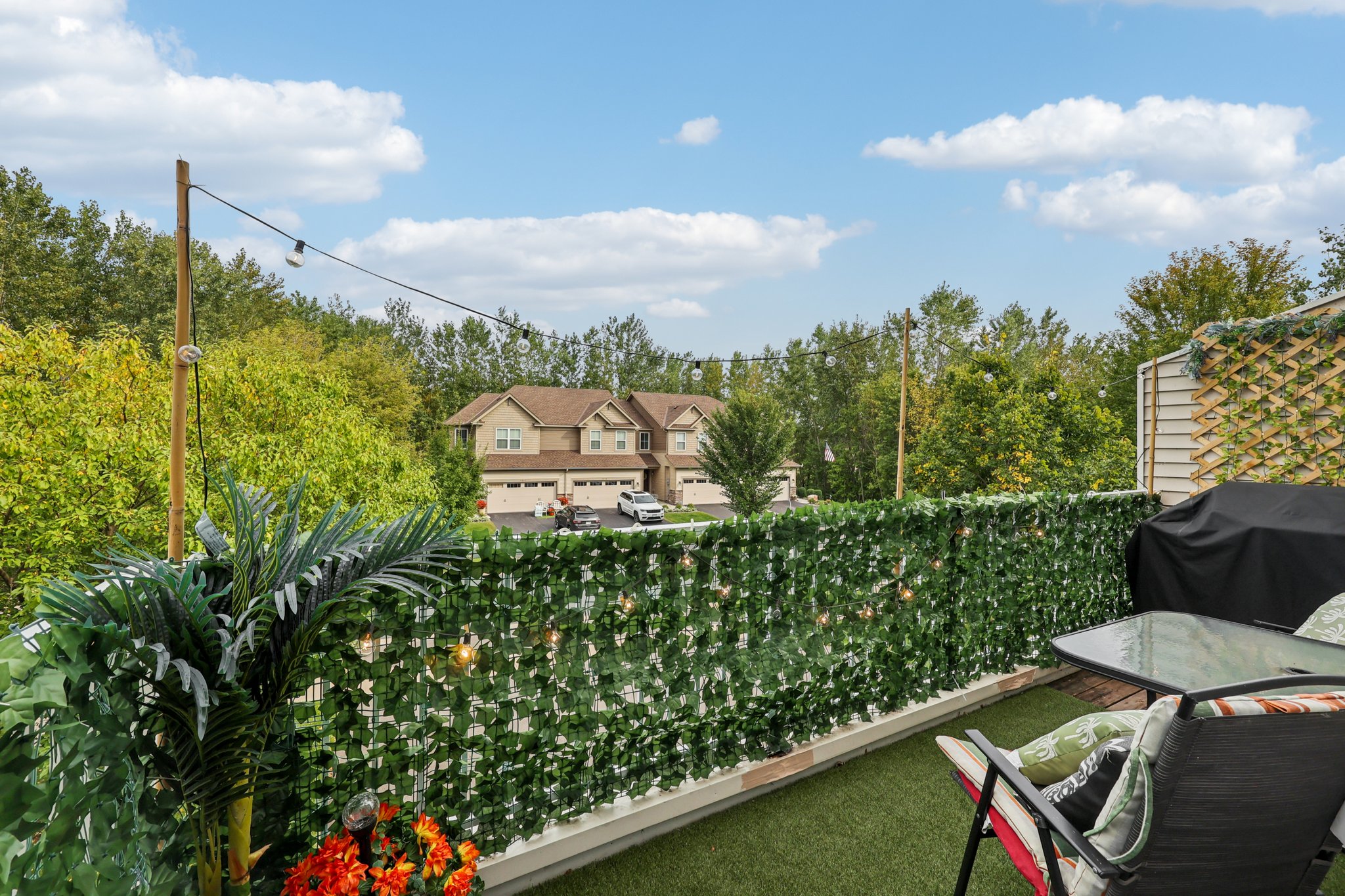 Lambert Ave NE-S1409-037.jpg