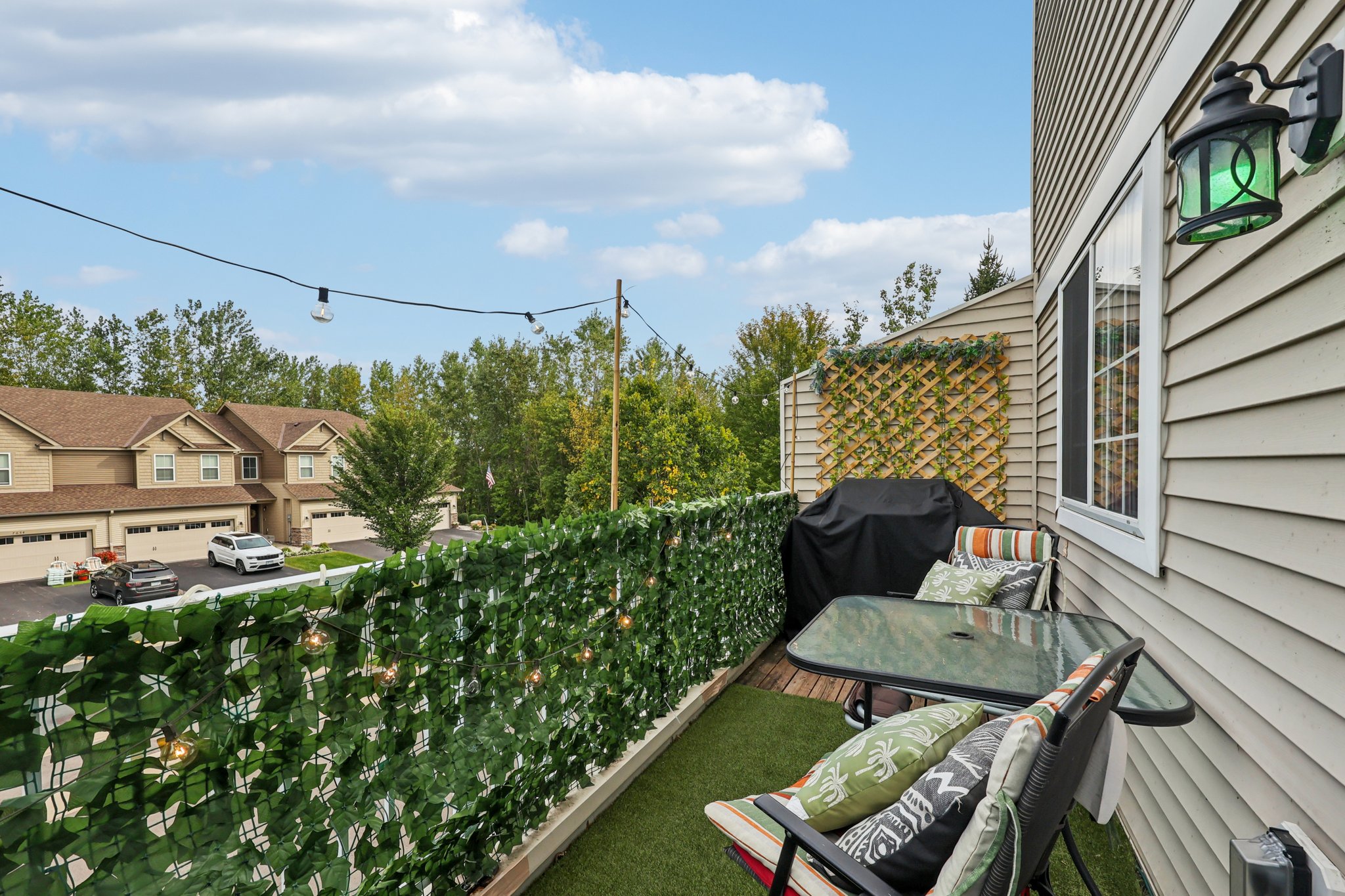 Lambert Ave NE-S1409-038.jpg