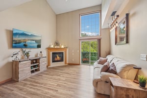 Lambert Ave NE-S1409-007.jpg