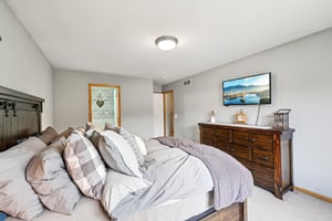 Lambert Ave NE-S1409-018.jpg