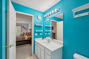Lambert Ave NE-S1409-022.jpg
