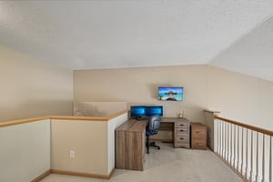 Lambert Ave NE-S1409-027.jpg