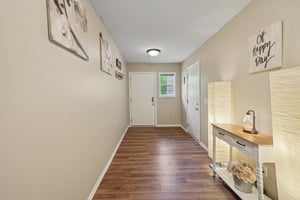 Lambert Ave NE-S1409-031.jpg