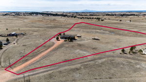 Property Lines are Approximate and not a survey