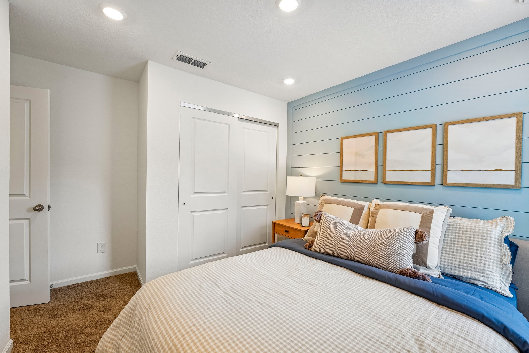 7668 Commander LAne-S1908-026.jpg