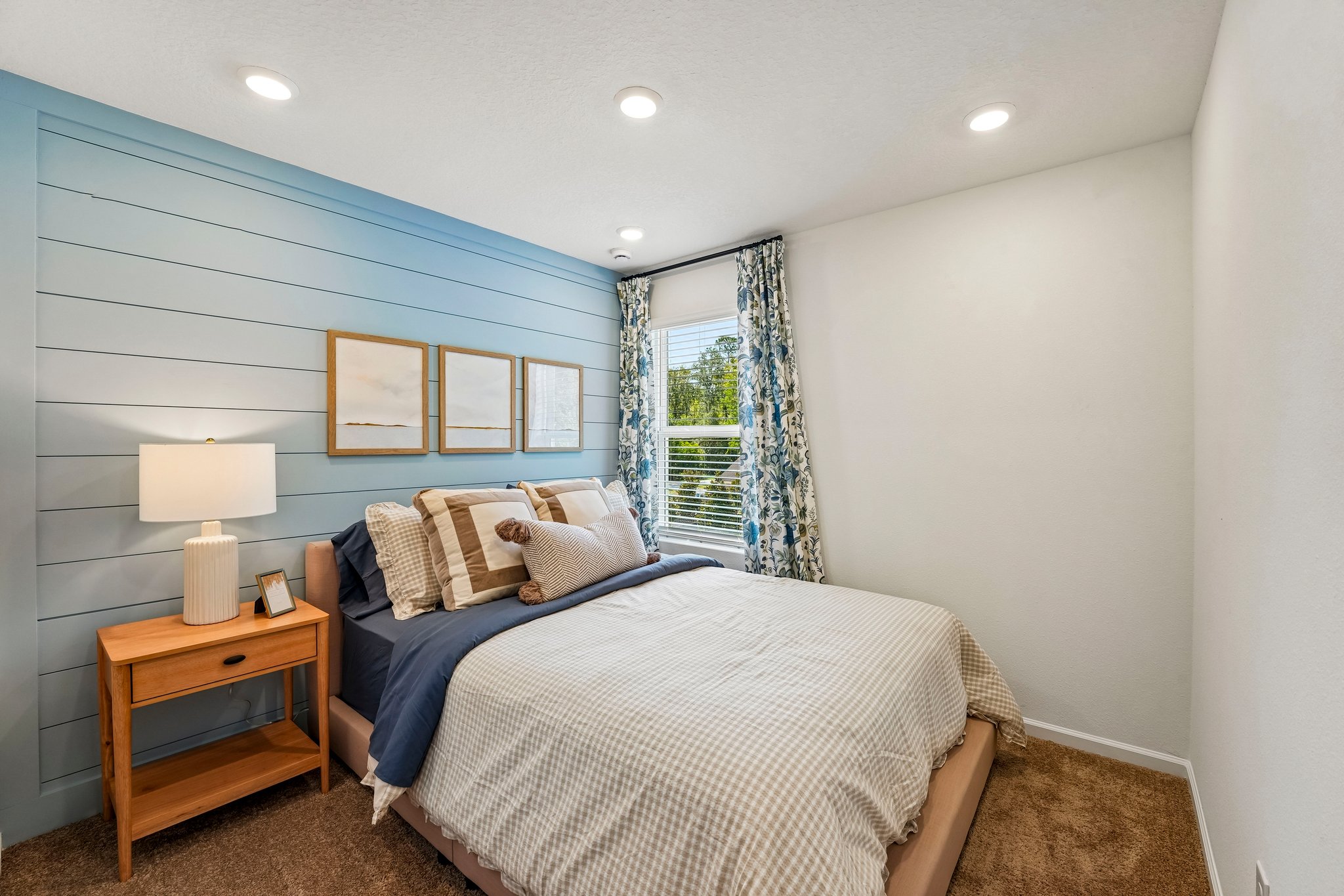 7668 Commander LAne-S1908-027.jpg