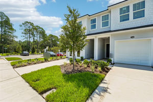 7668 Commander LAne-S1908-003.jpg