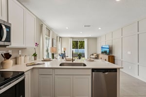 7668 Commander LAne-S1908-012.jpg