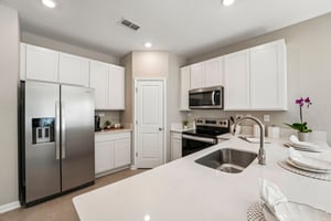 7668 Commander LAne-S1908-016.jpg