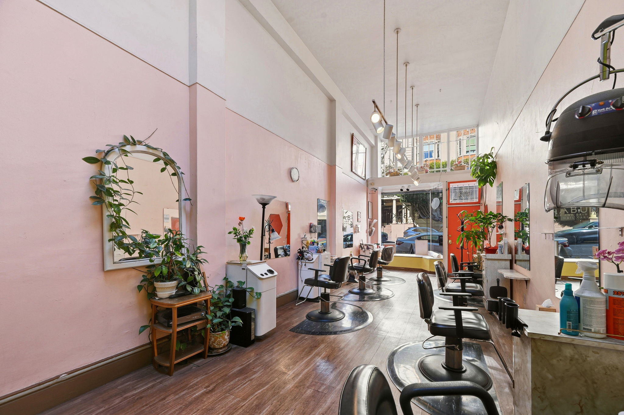 005_F8_767-771 Bush St San