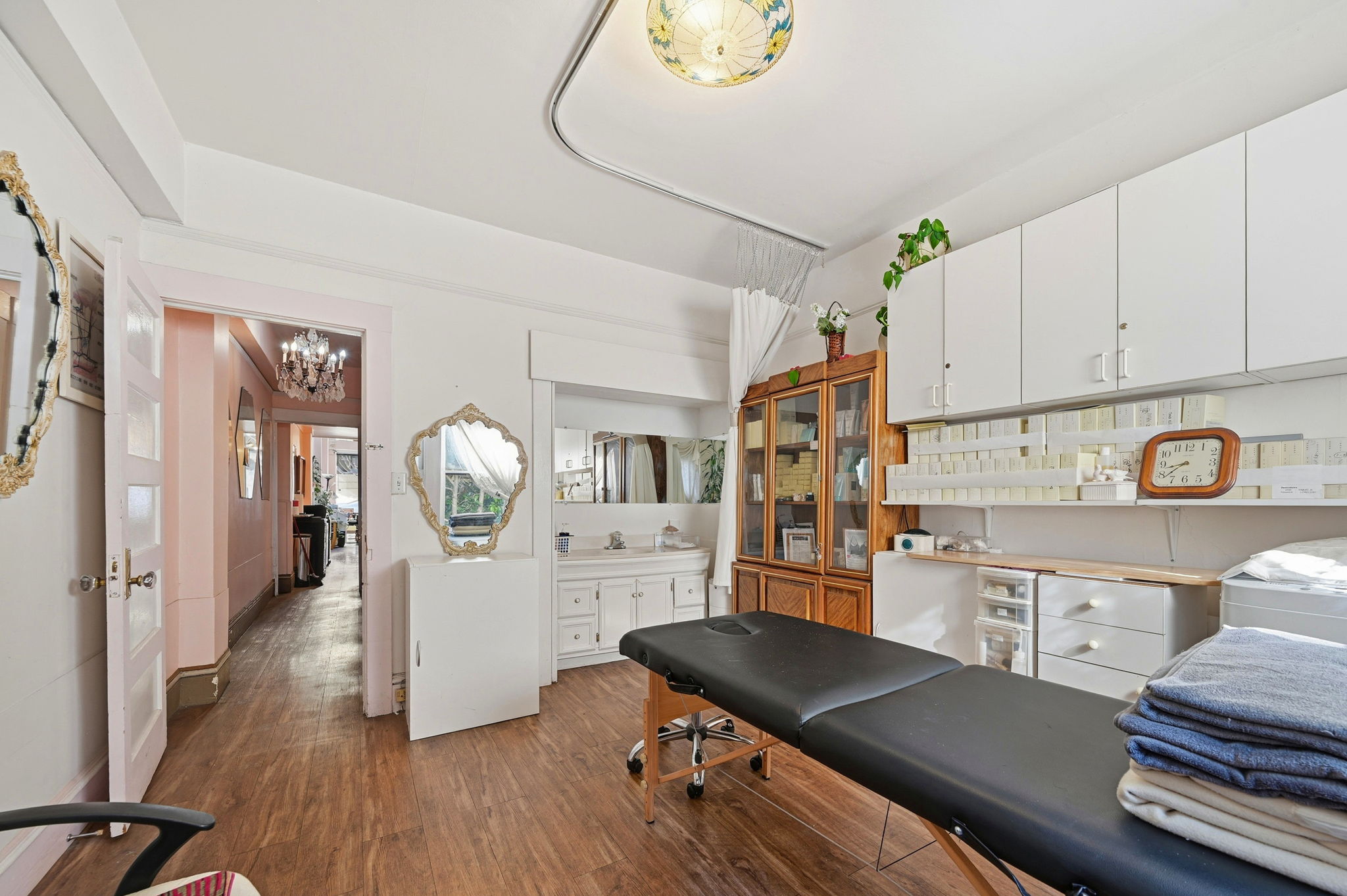 013_F8_767-771 Bush St San