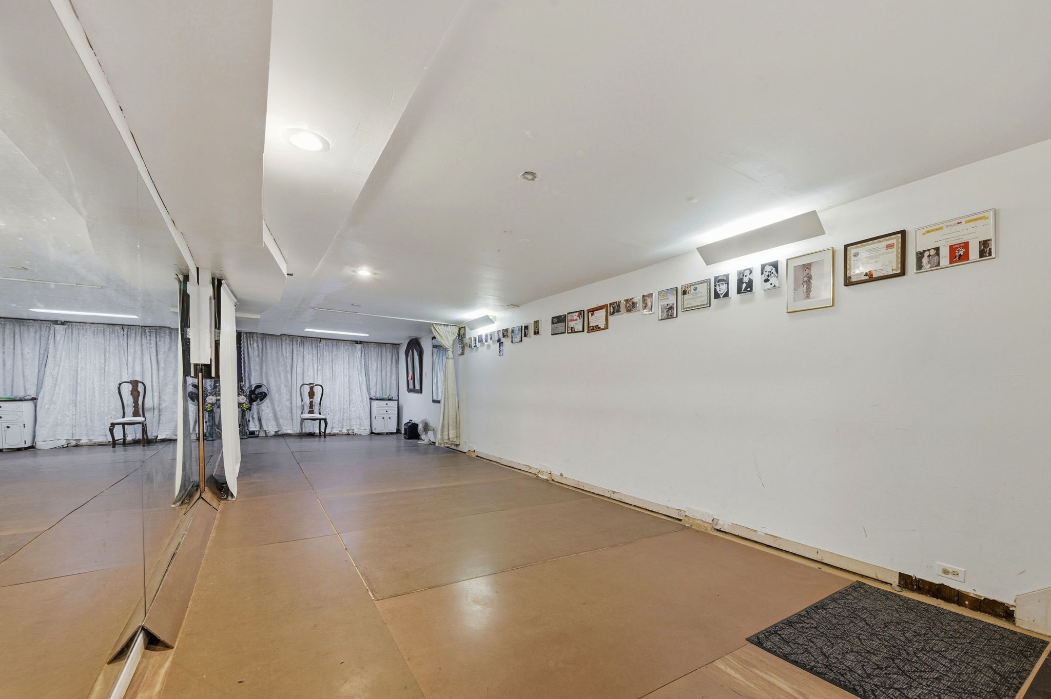 039_F8_767-771 Bush St San