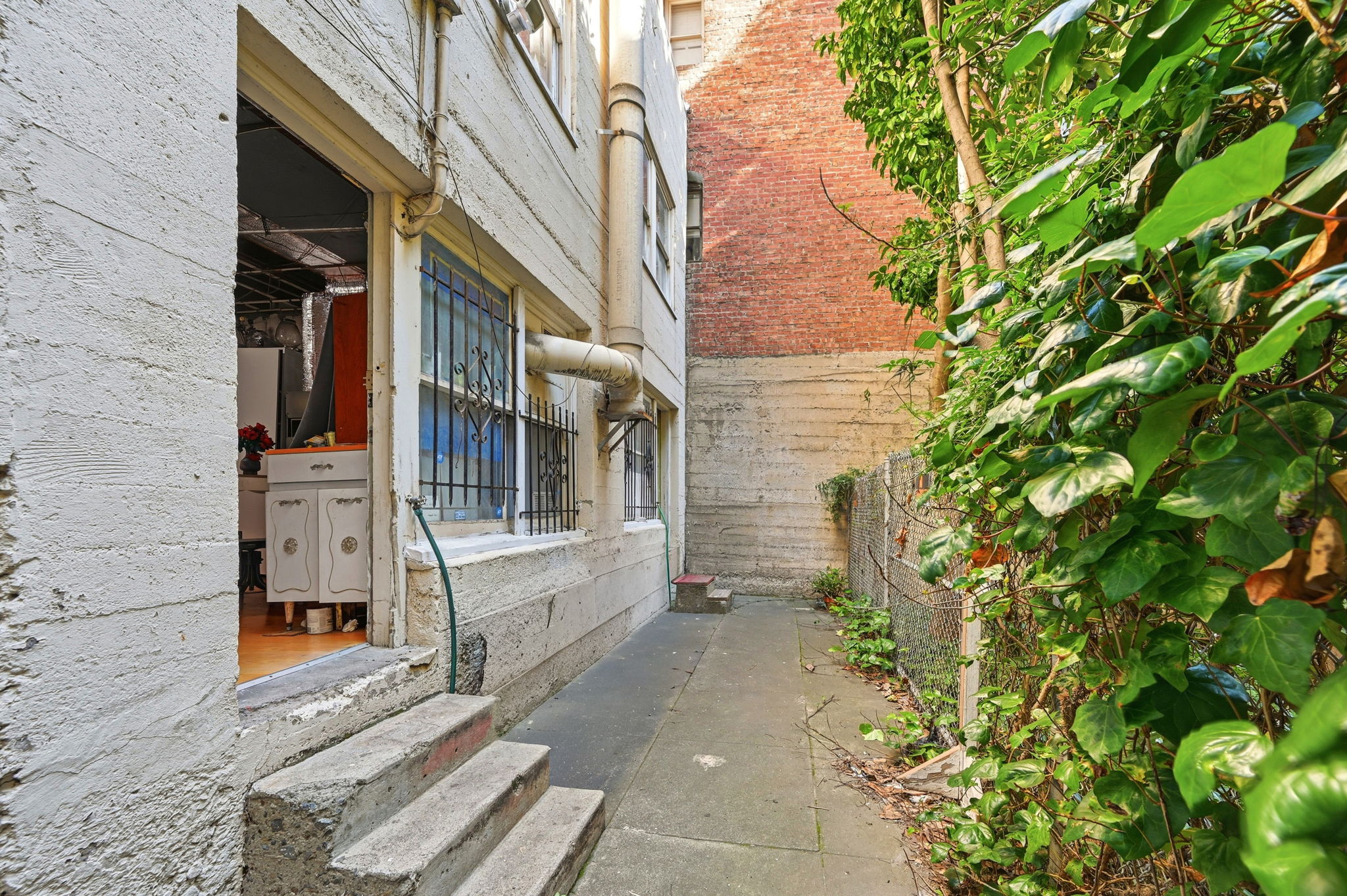 050_F8_767-771 Bush St San