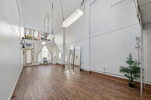 019_F8_767-771 Bush St San