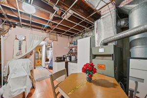 043_F8_767-771 Bush St San