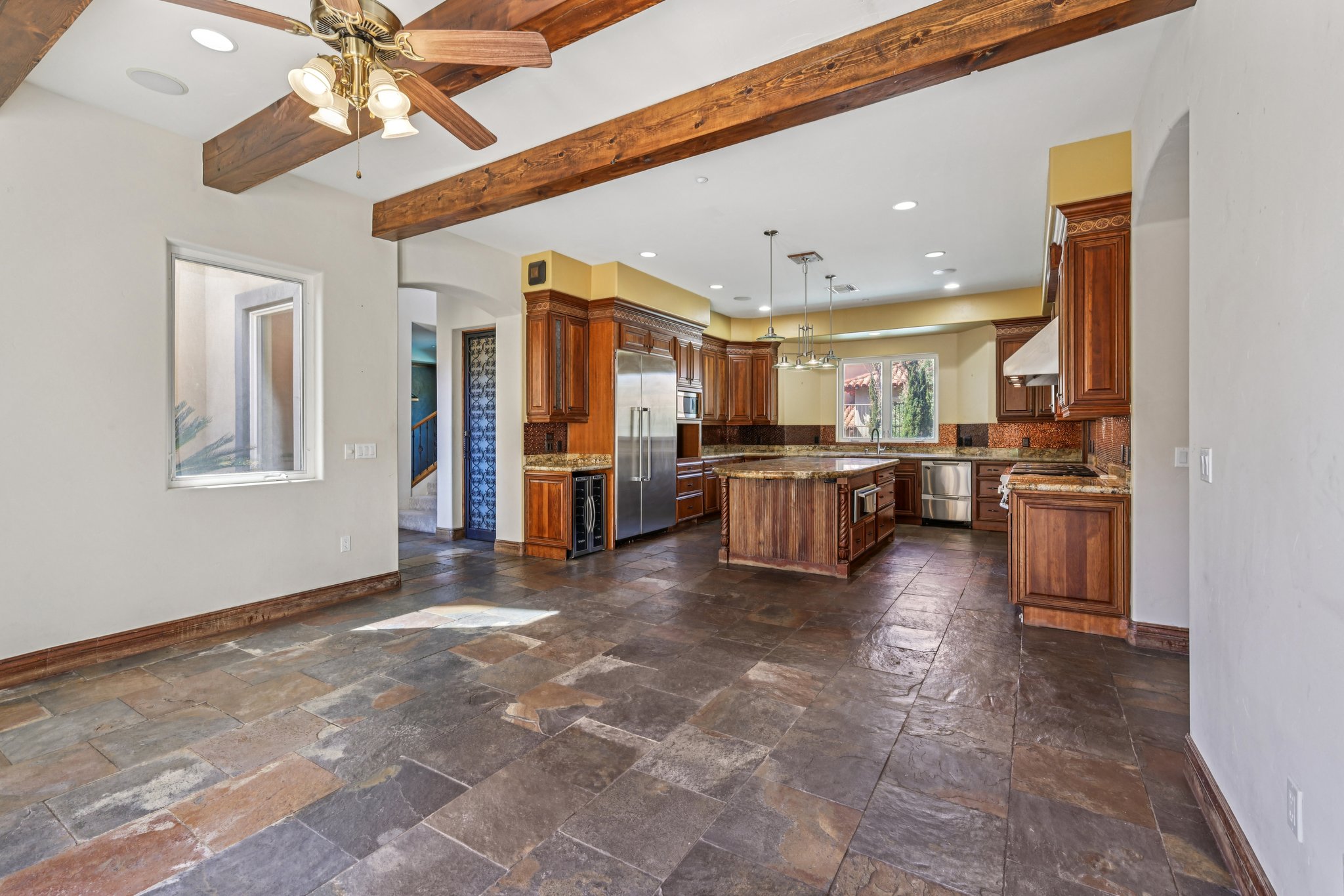 Dibasio Ct-S2603-032.jpg