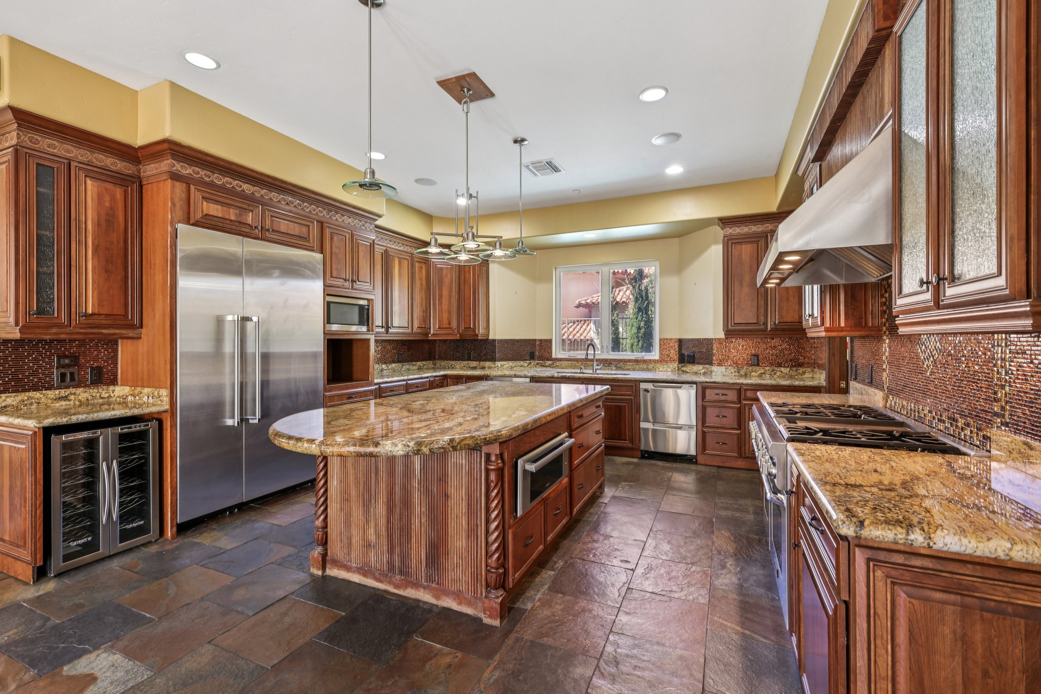 Dibasio Ct-S2603-036.jpg