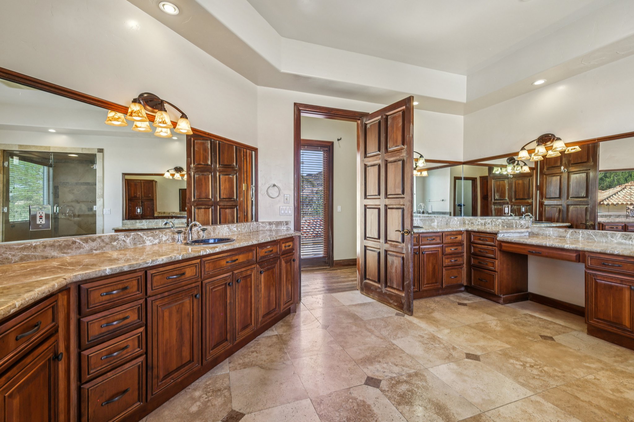 Dibasio Ct-S2603-077.jpg