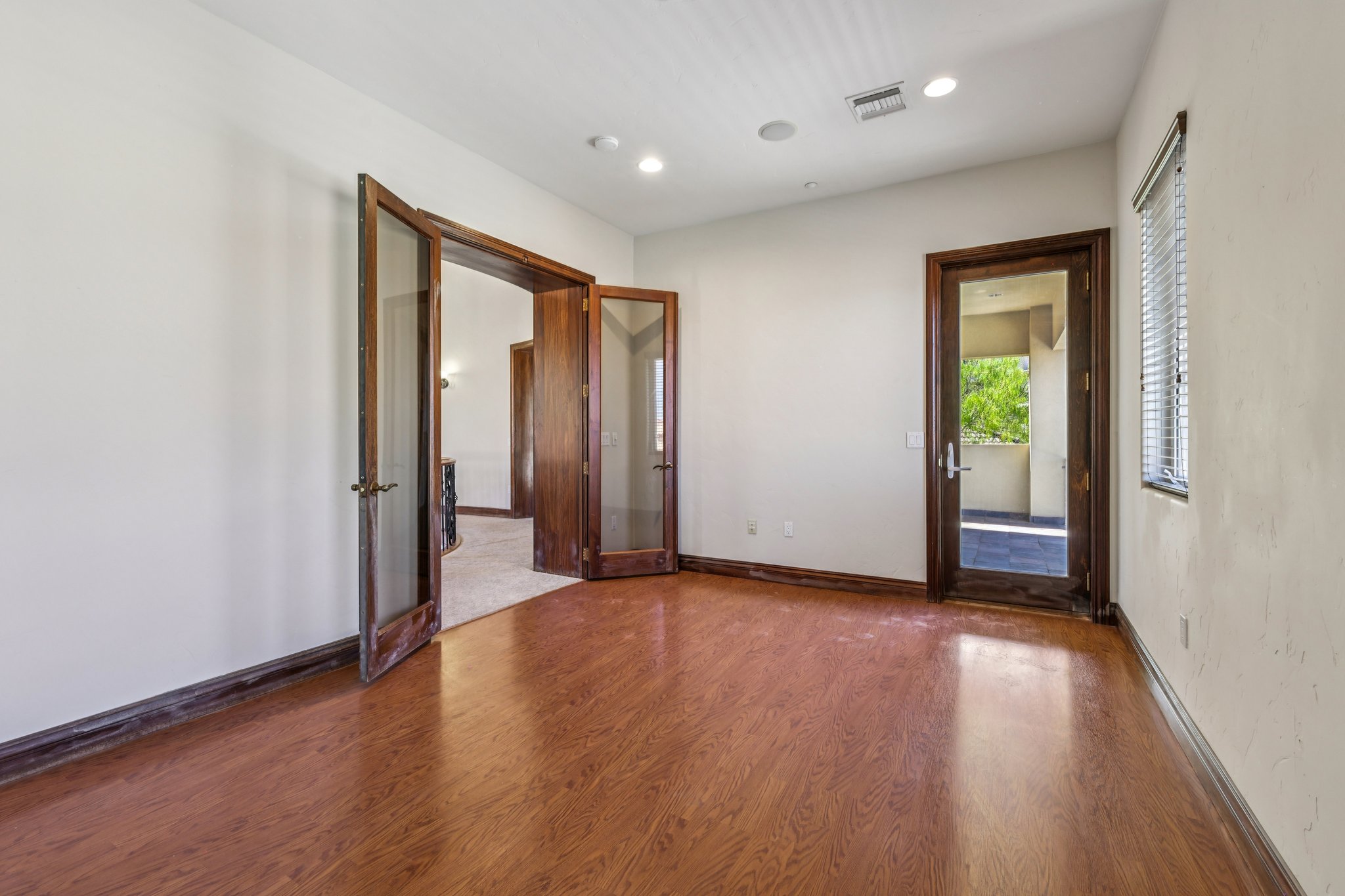 Dibasio Ct-S2603-108.jpg