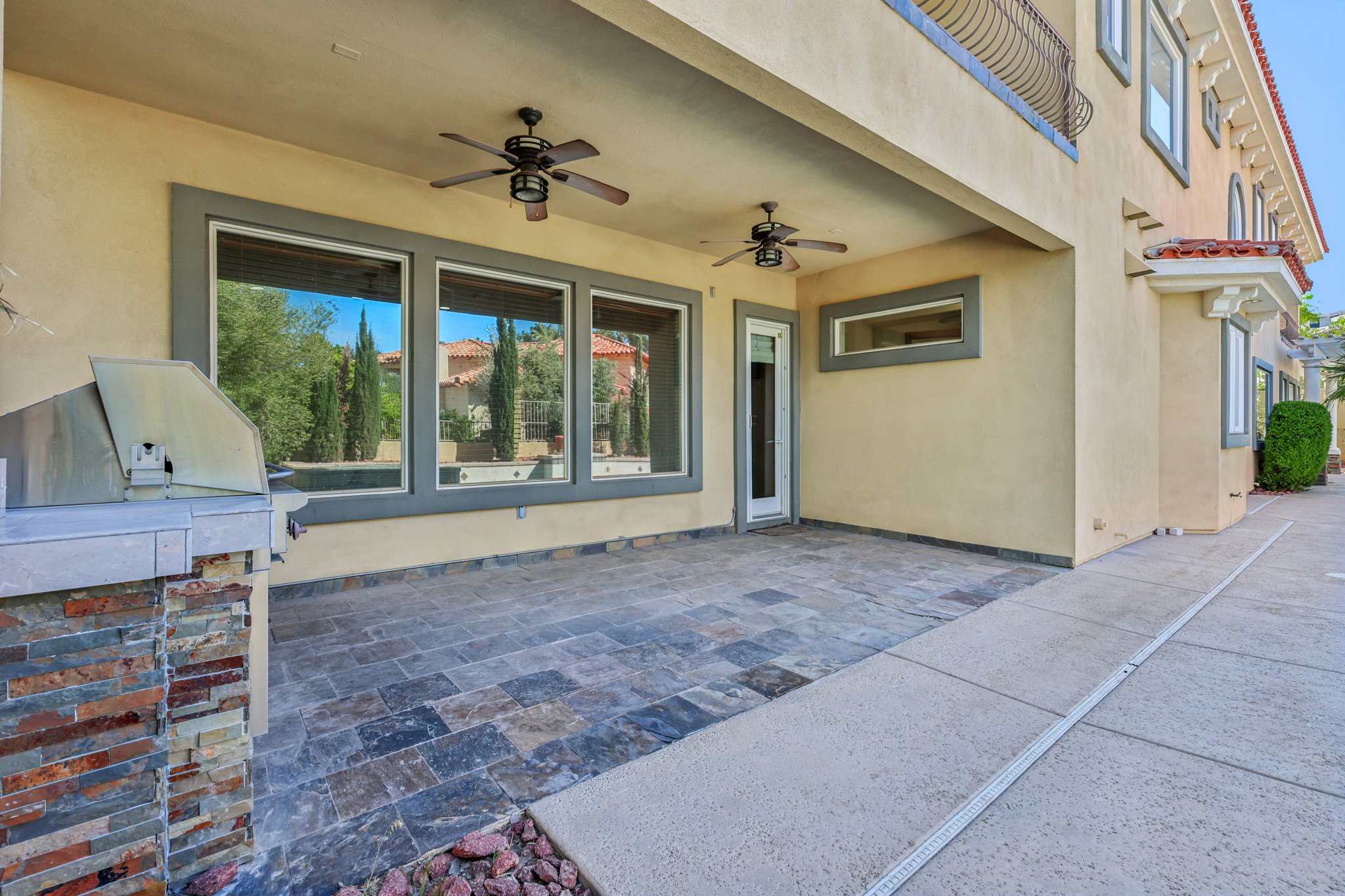 Dibasio Ct-S2603-114.jpg