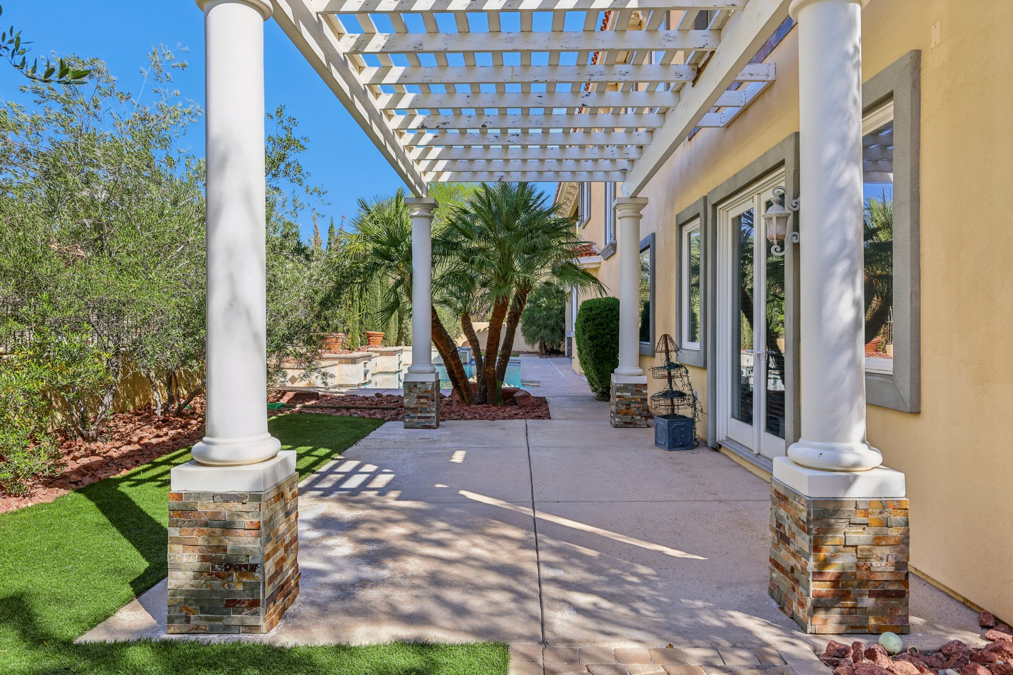 Dibasio Ct-S2603-126.jpg