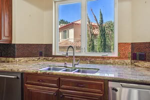 Dibasio Ct-S2603-042.jpg