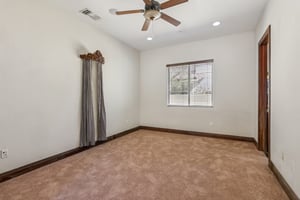 Dibasio Ct-S2603-046.jpg