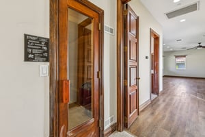 Dibasio Ct-S2603-074.jpg