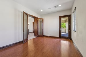 Dibasio Ct-S2603-108.jpg