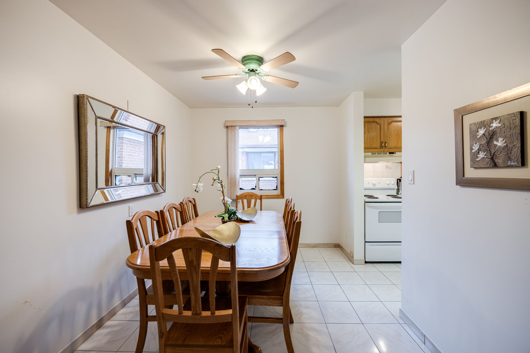 Toronto property showcase — delivered property photograph 12