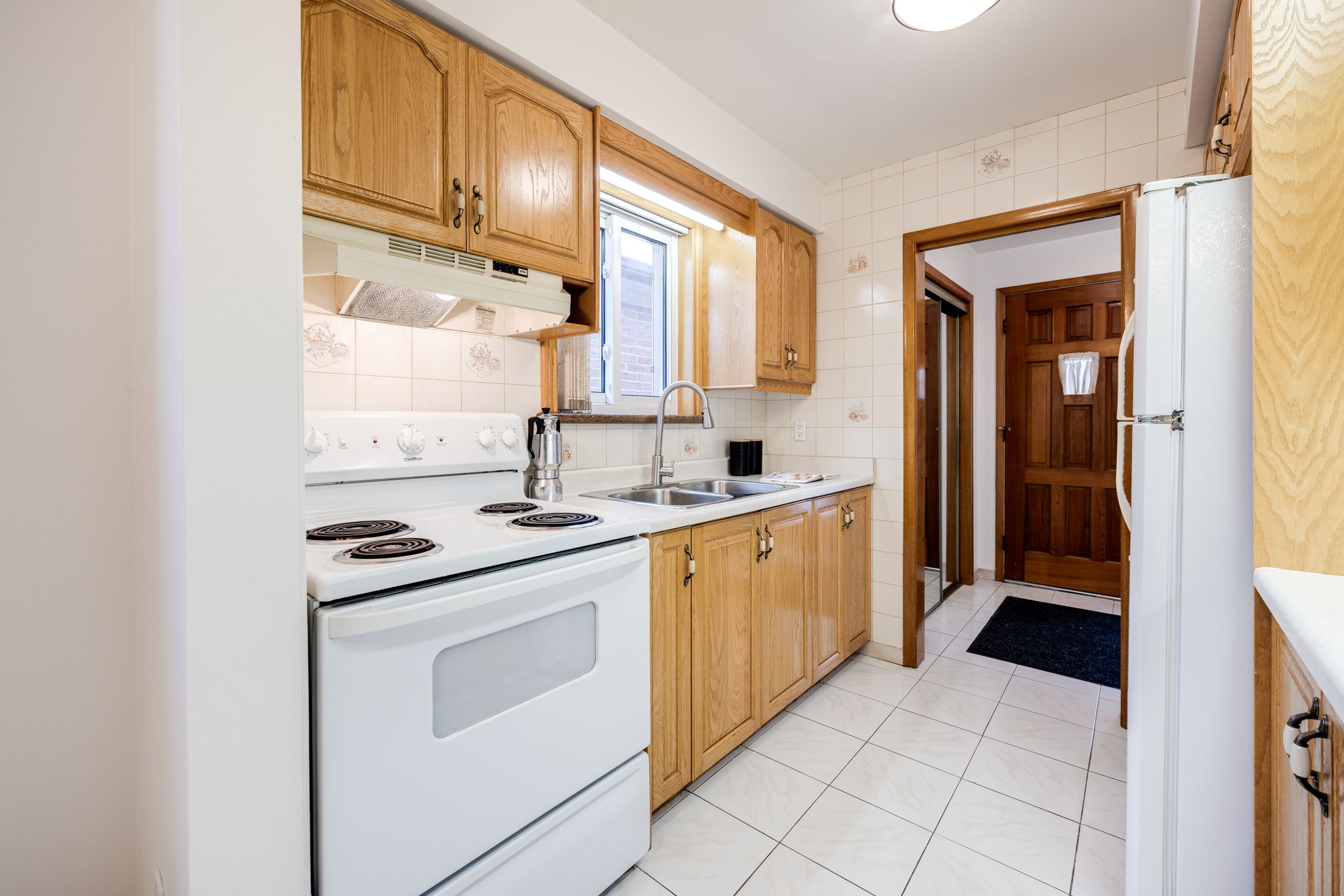 Toronto property showcase — delivered property photograph 16