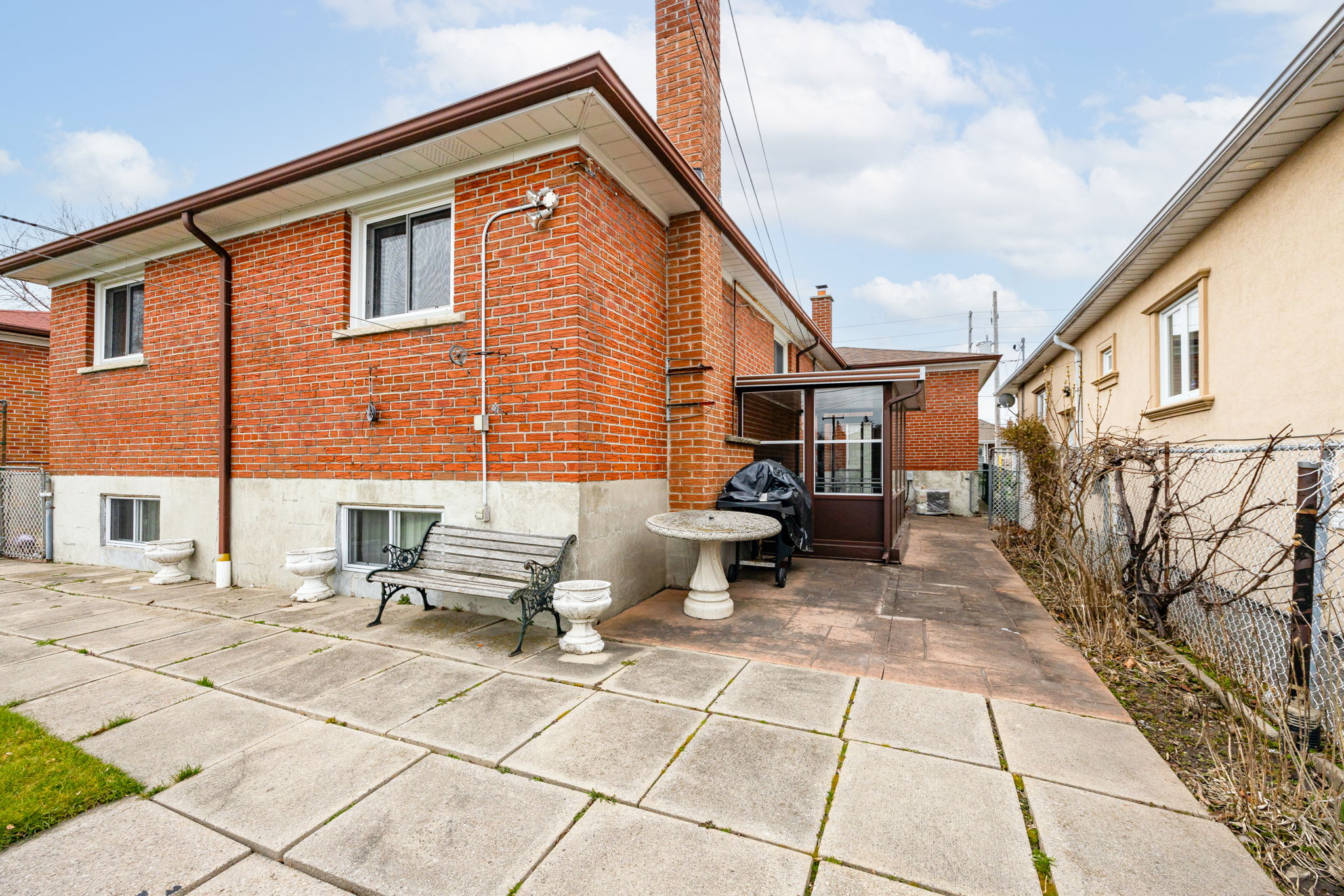 Toronto property showcase — delivered property photograph 37