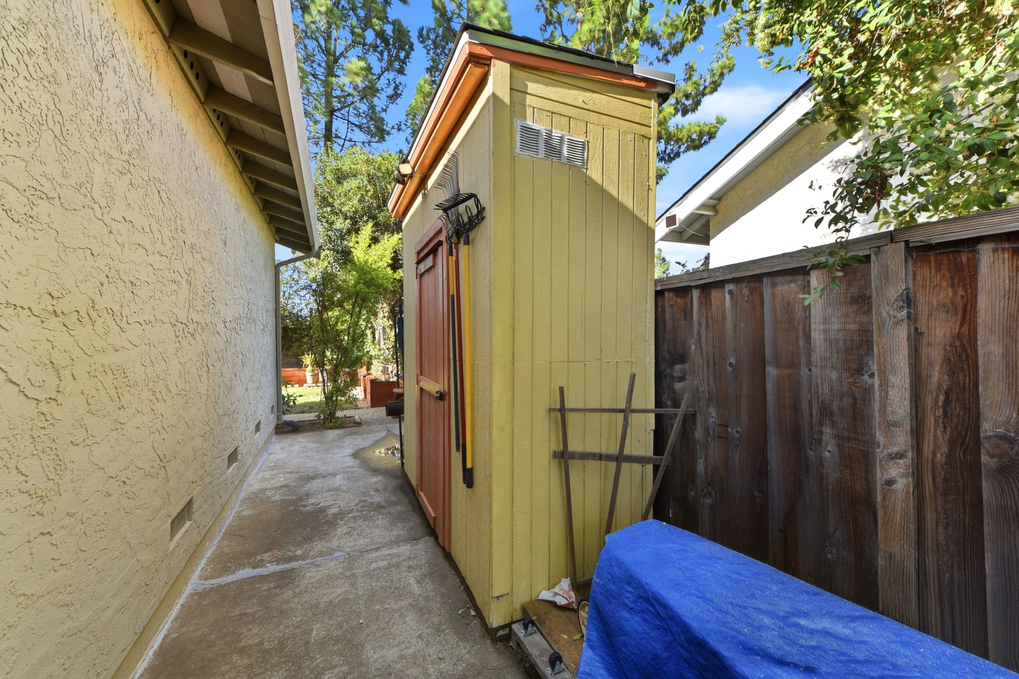 043_F8_767 Portswood Dr