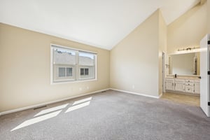 S Cove Cir-032.jpg