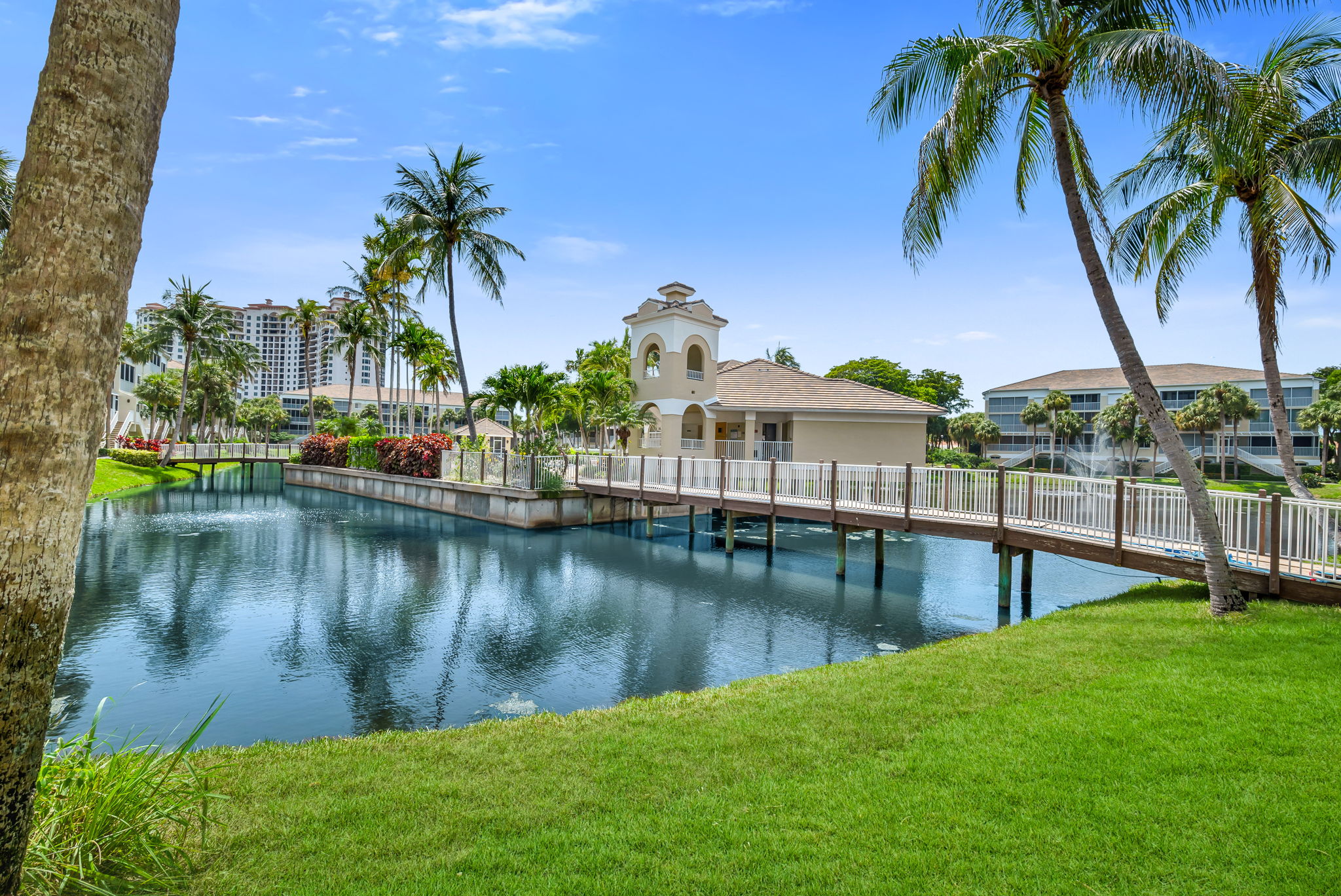 Pool Bridge