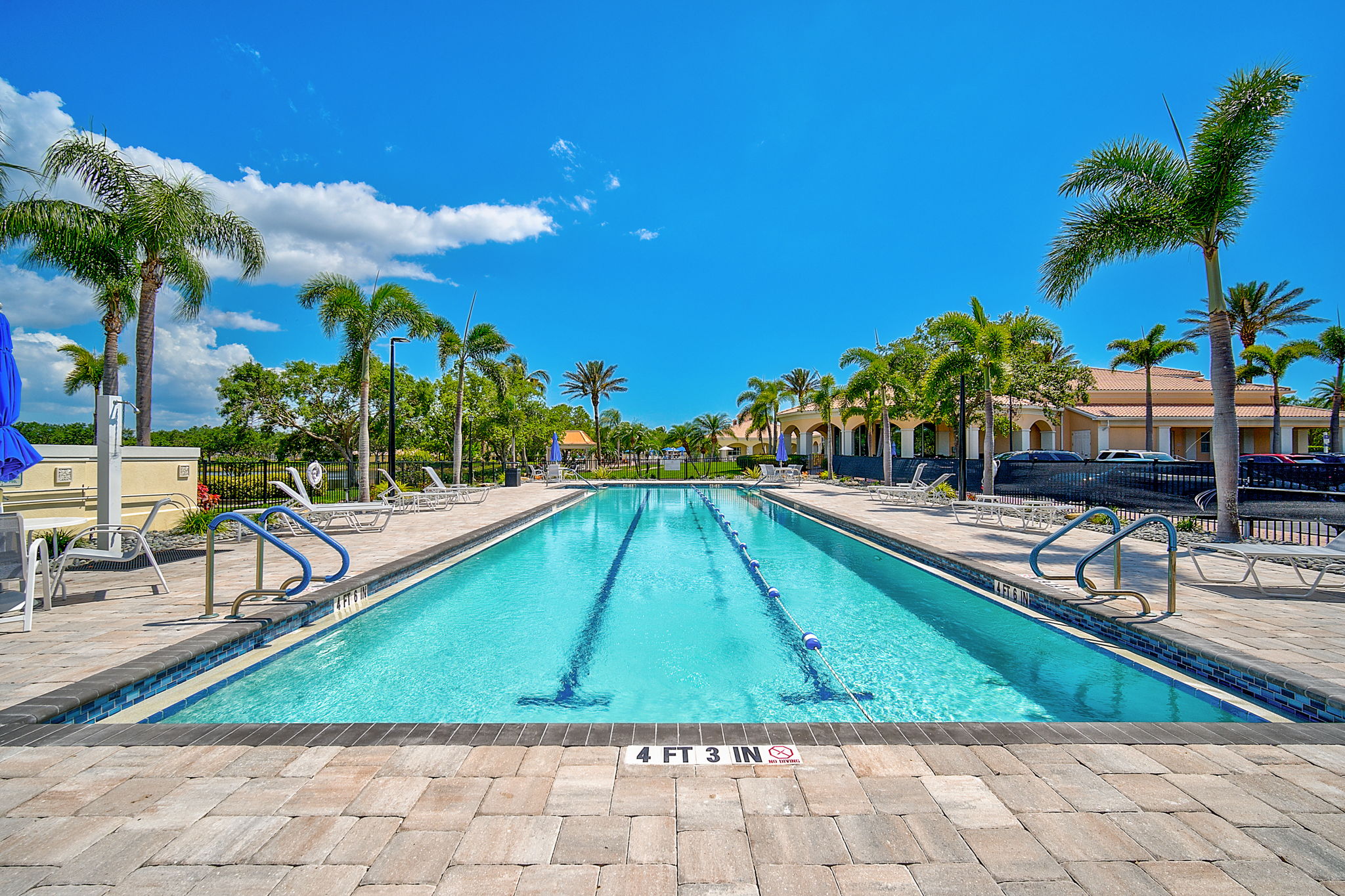 Village Walk Amenities - SRQ-14