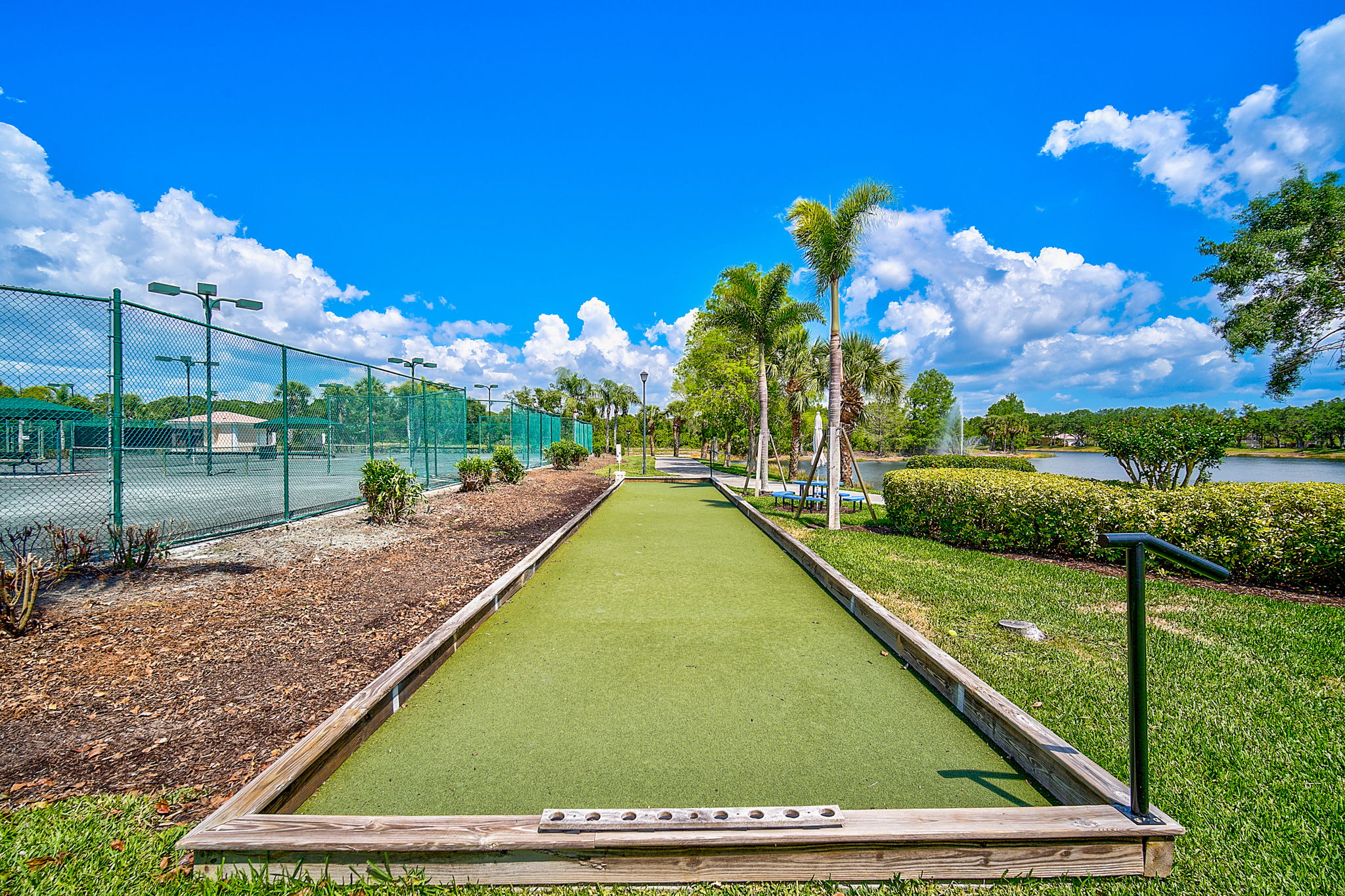 Village Walk Amenities - SRQ-11