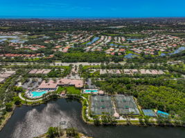 Village Walk Amenities - SRQ-24