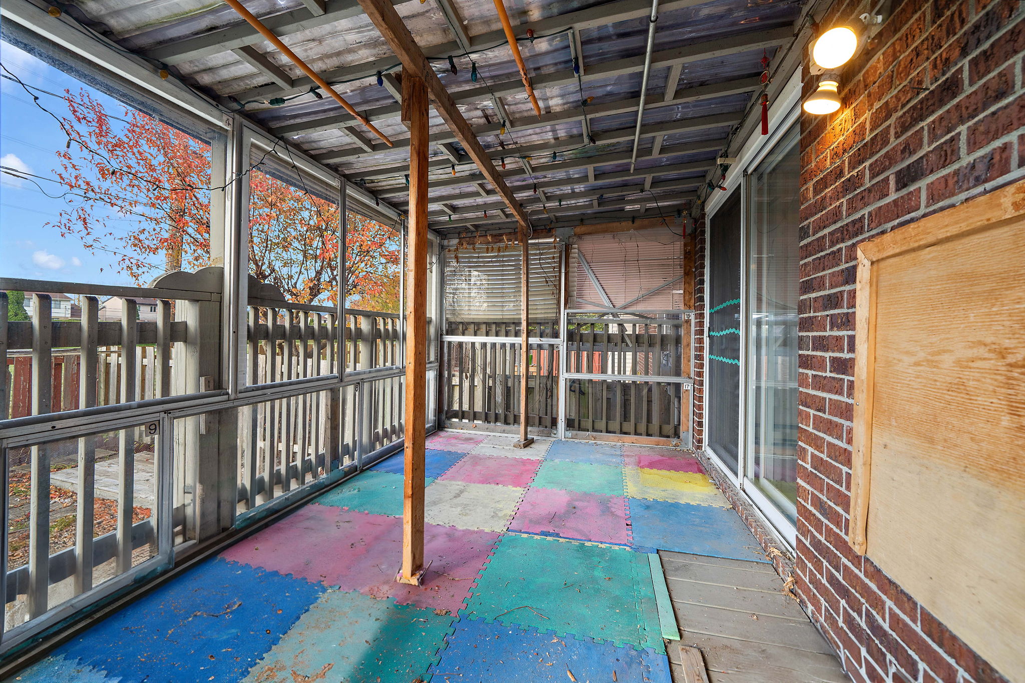 7673 Pl. Trahan, Brossard, QC J4W 3E5 Montreal Real Estate Photography