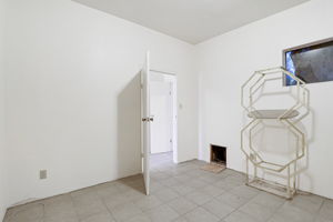  Photo 51