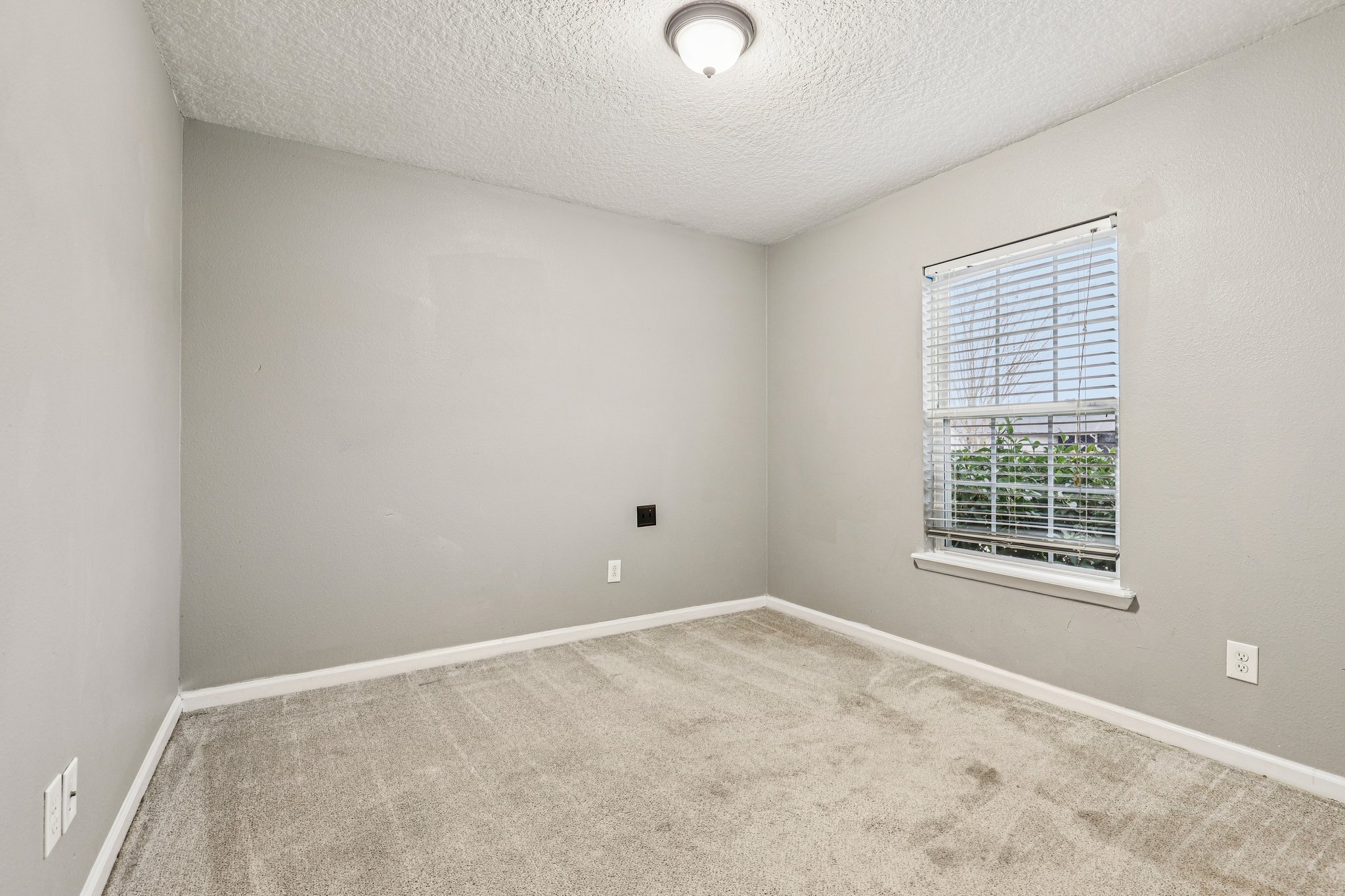 Timbercreek Blvd-S1202-018.jpg