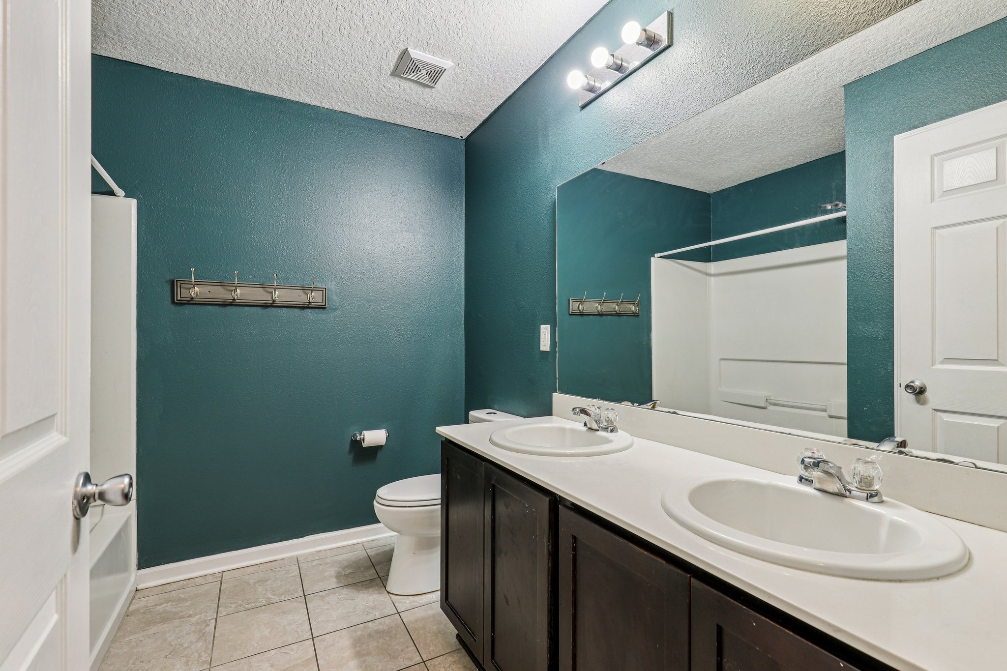 Timbercreek Blvd-S1202-025.jpg